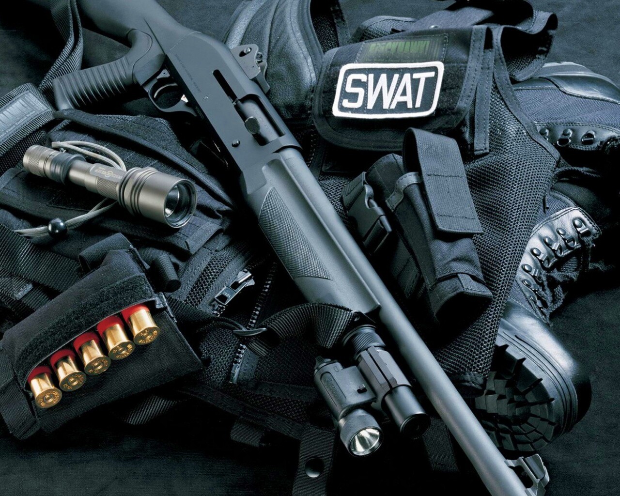 Снаряжение SWAT обои