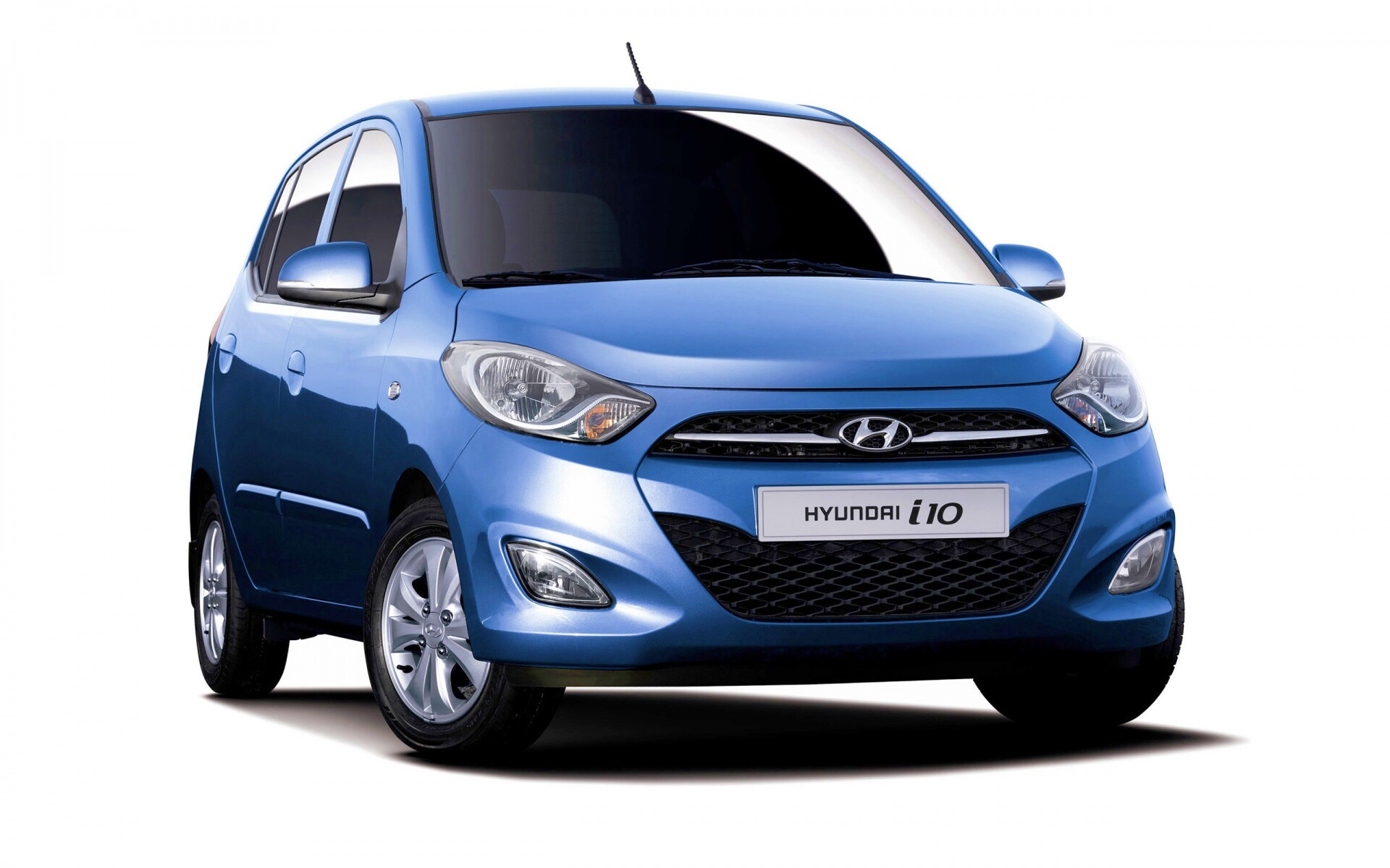 Hyundai i10 обои