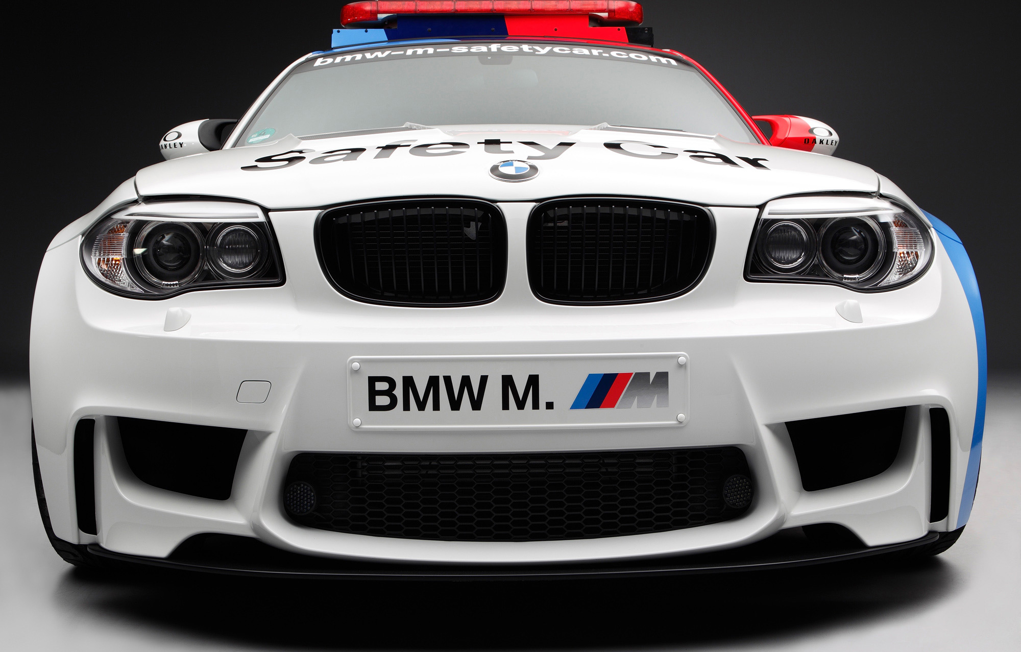 BMW M1 без смс