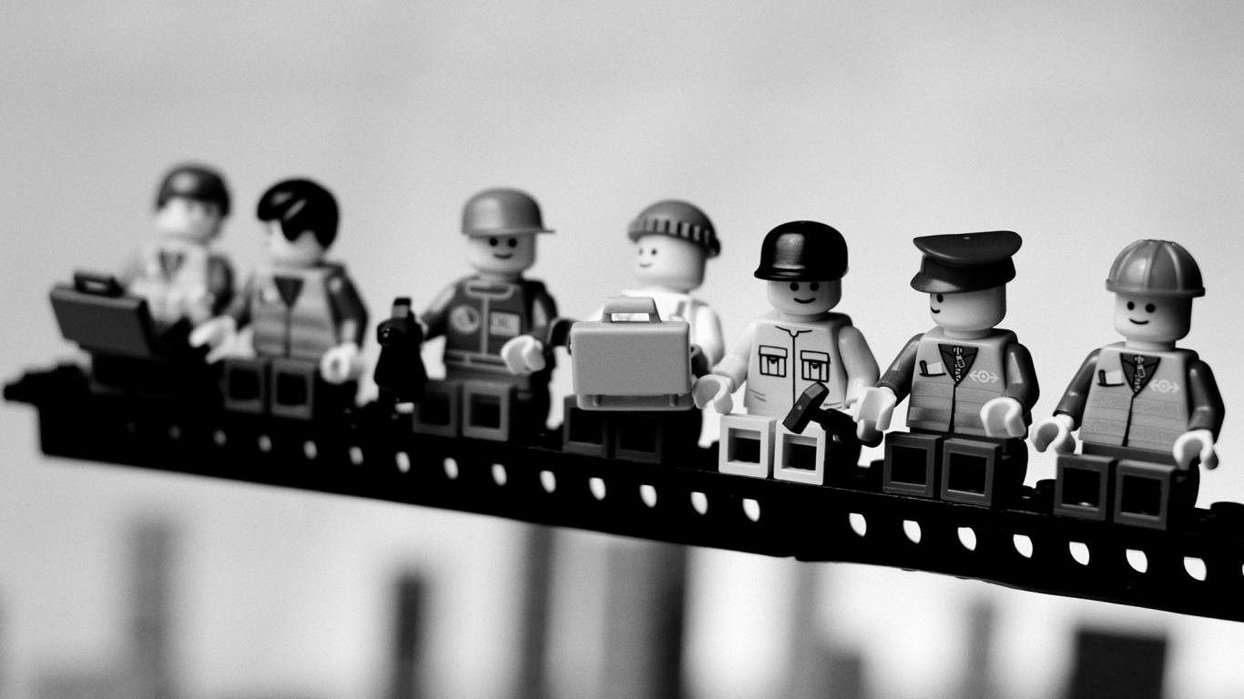 Lego строители обедают на балке обои