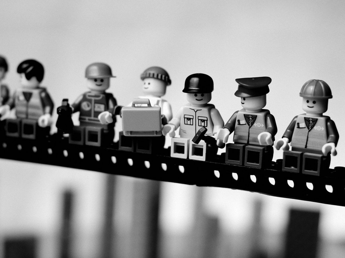 Lego строители обедают на балке обои
