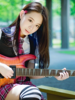 Азиатка гитаристка обои