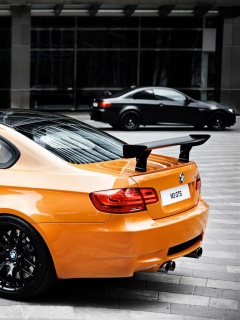 Оранжевый BMW M3 обои