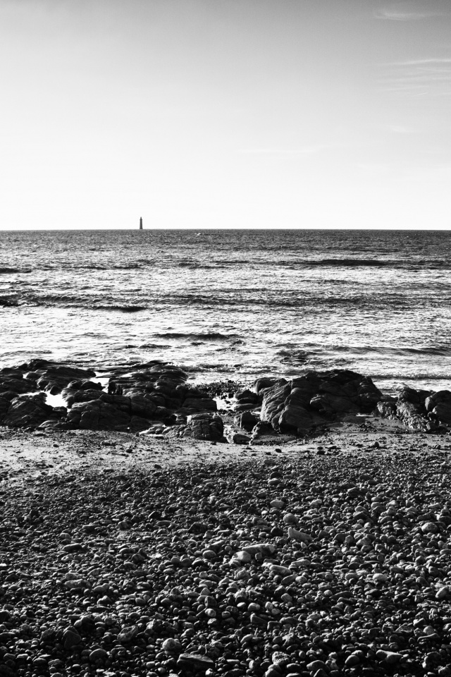 Чёрно-белое фото побережья обои