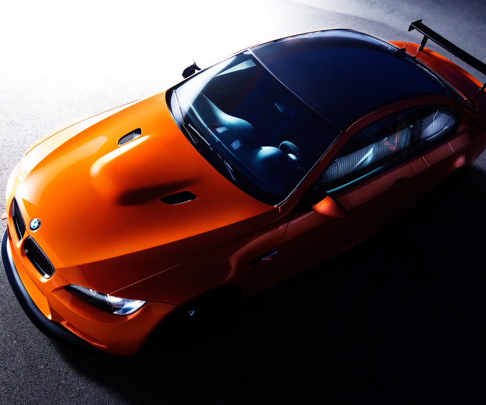 Оранжевый BMW обои