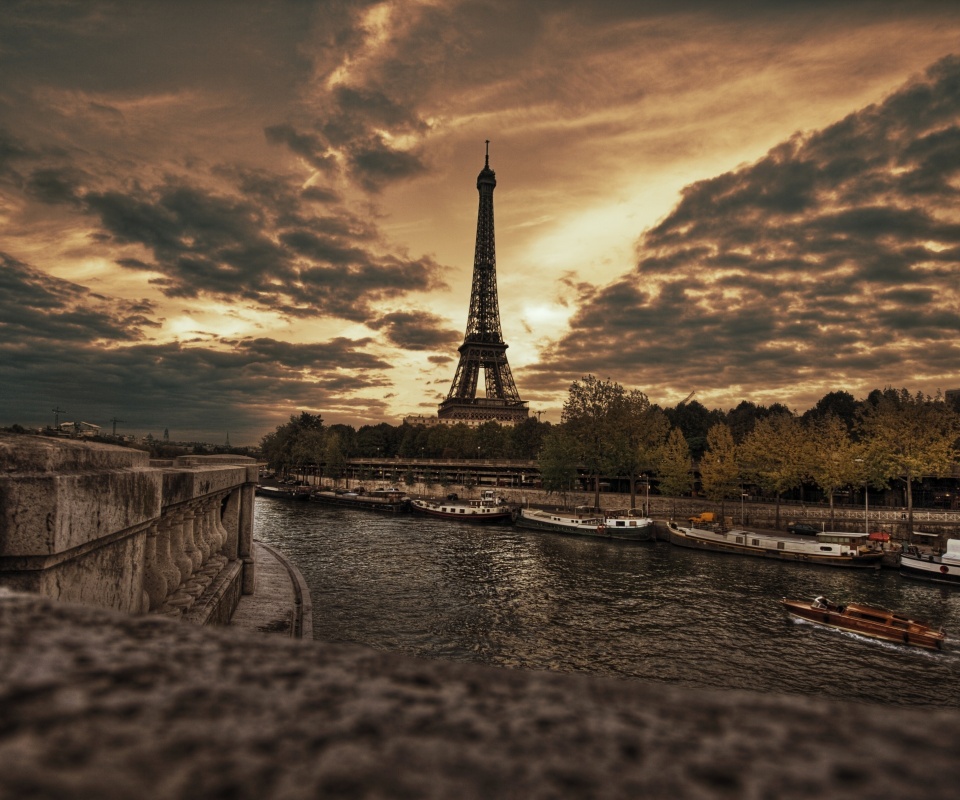 Башня Эйфеля в Париже обои